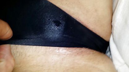 Lindo chico se folla rubias 19 tetas a un negro de la belleza en el papel de un conejo color rosa