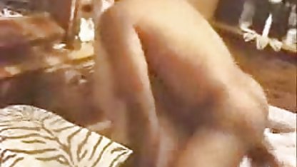 Dos lujuriosos niggas follan negro y rubia xxx a una puta pelirroja