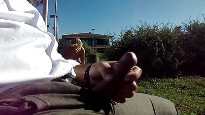 Tetona rubia es follada por otro delante de su marido rubias 19 aceite