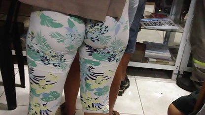 Delgado, ruso negros cogiendo con rubias morena le encanta el sexo en pantimedias