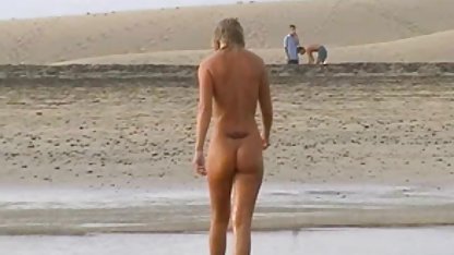 Sexy lesbianas caliente jugosa visones el uno con el otro con nosy lenguas y juguetones dedos, después de que se trate de un consolador xxx rubias culonas anal grueso en caliente de coños