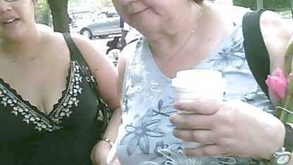 Darling dulcemente chupado un pene duro para un amigo, luego se puso en cuatro patas y ayudó a insertar una polla dura videos de rubias hd en blanco como la nieve culo