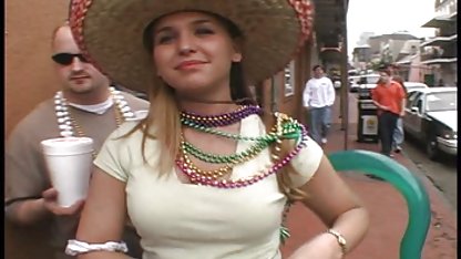 Madura rubia con gafas se ver rubias culonas traga la polla del vecino