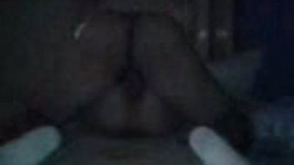 Tio con su gran polla se folla a la analchik de una zorra tetona con rubias desnudas maduras un culo impresionante