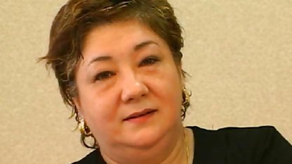 Delgado Gabriella rubia hermosa porn Paltrova paga por el alquiler con su anal