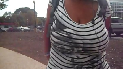18 años videos de mujeres rubias de edad Sisi Capella corre desde consolador