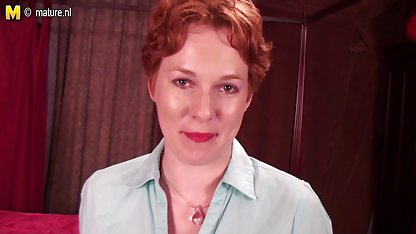 Chicas compró un par de vibradores en un sex rubias xxz shop